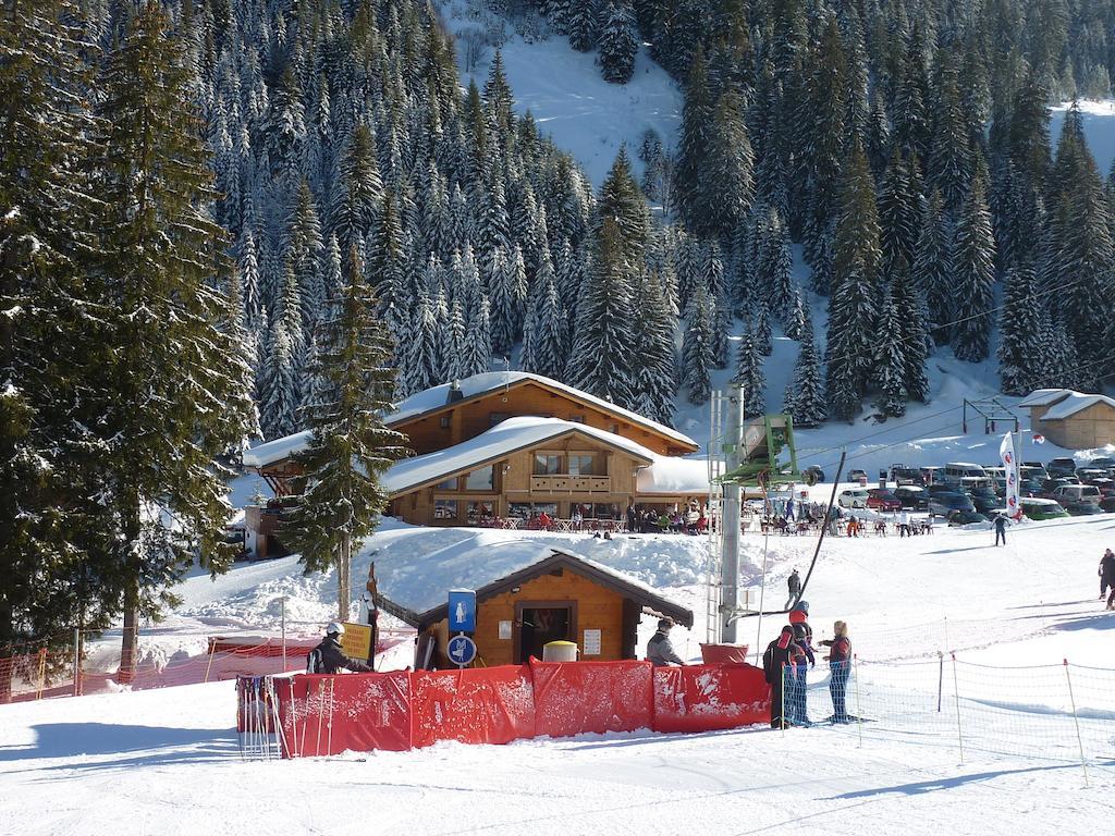 La Perdrix Blanche Hotel Châtel Екстериор снимка