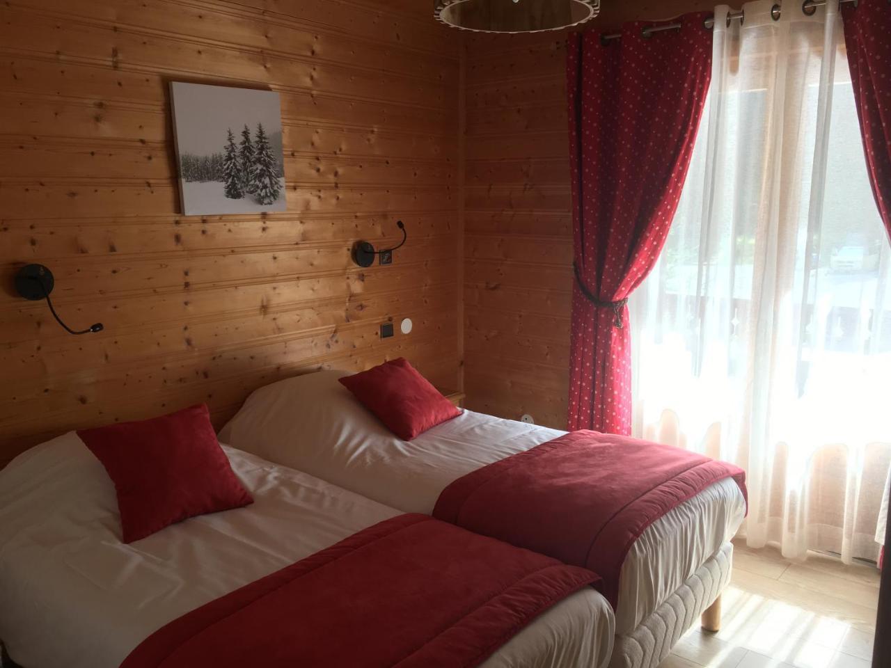 La Perdrix Blanche Hotel Châtel Екстериор снимка